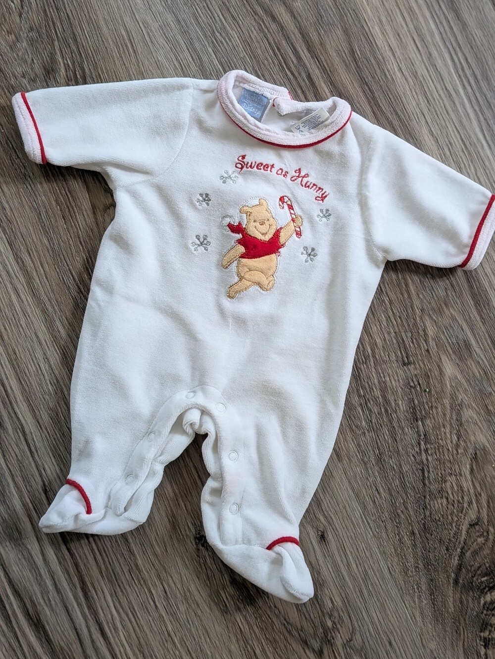 Vintage Christmas Winnie The Pooh Preemie Sleeper Excellent Condition Disney